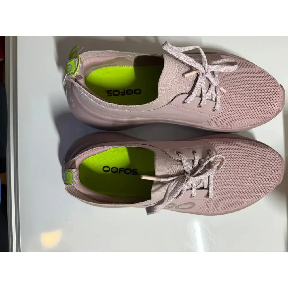 NWT women 9.5 (true to size) OOmy Stride Lace Up Shoe in White Pink Stardust